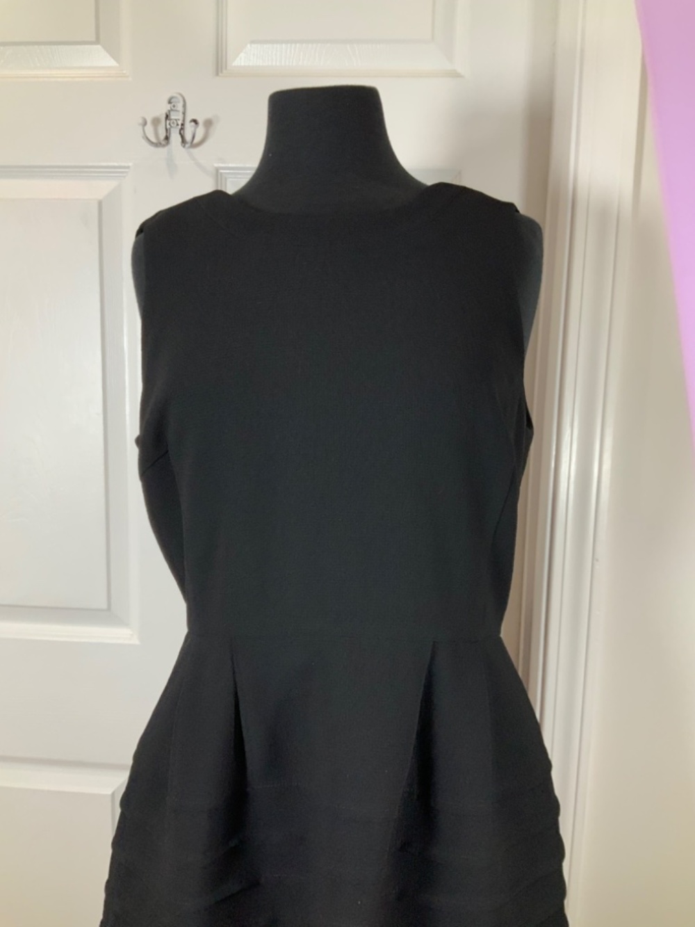 Madewell Black Sleeveless Utility Shift Mini Dress Pockets Minimalist Size 10 - Picture 3 of 10